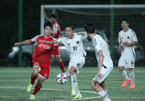 영등포공고 주장 김현민 (10) 제57회 대통령금배 고교축구대회 부평고대전중 ⓒ 우리일보 db