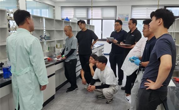 한국폴리텍대학 남인천캠퍼스 스마트표면처리학과에서 진행한 대학 집체 소규모사업 교육모습.ⓒ한국폴리텍대학남인천캠퍼스