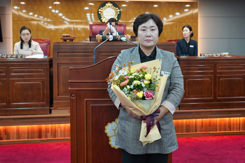  제332회 임시회 제1차 본회의에서 박은서 의원이 부의장에 당선됐다. ⓒ 담양군의회 제공