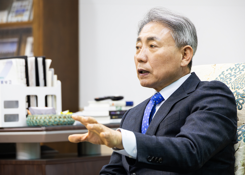 윤환 계양구청장_인터뷰 사진ⓒ계양구제공 