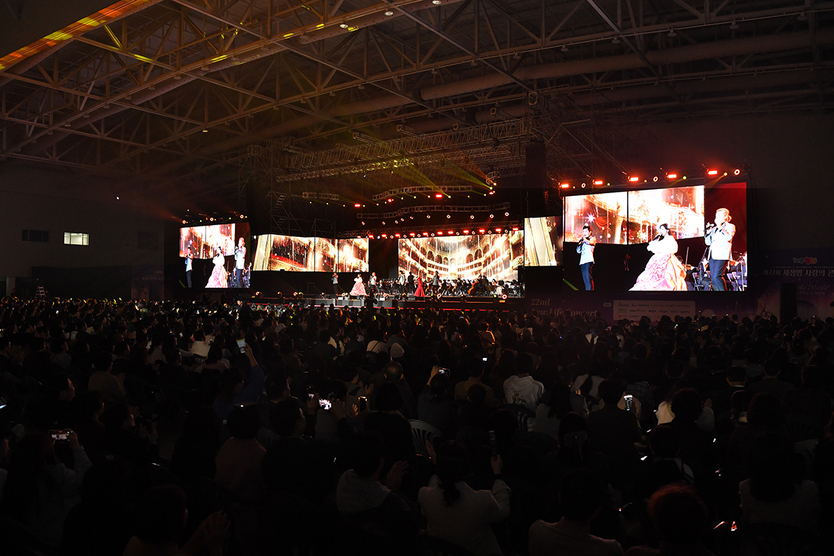 22회 새생명사랑의콘서트 무대_성악 ⓒ 국제위러브유운동본부 제공