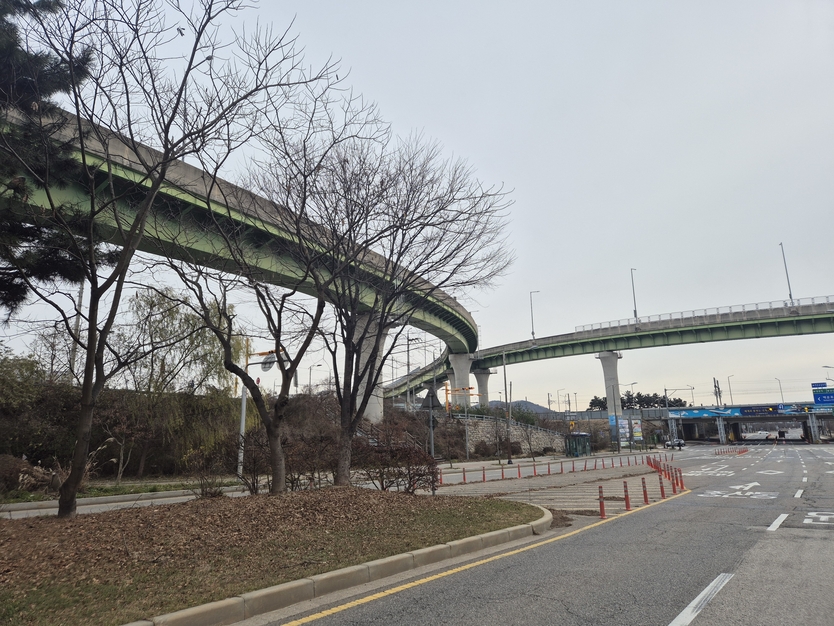 인천시 중구 영종역 주변 모습.