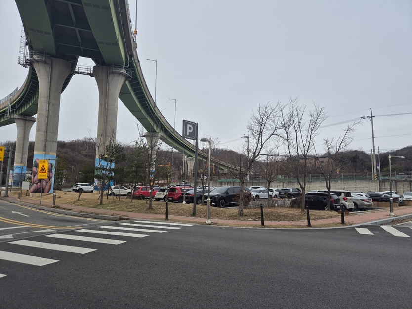 인천시 중구 영종역 주변 모습.