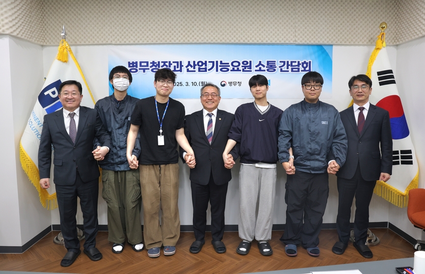 김종철 병무청장, 인천병무지청장과 산업현장 방문해 직원들과 소통의 시간을 가졌다. ⓒ 인천병무청 제공