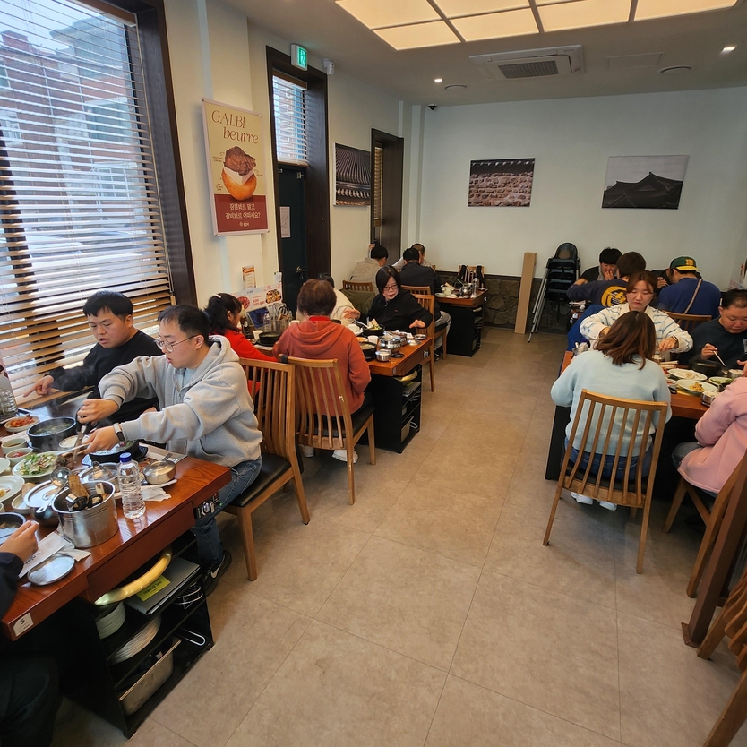 인천 서구 몯갈비가 장애인의나을 맞이해 한달간 장애인과 사회복지사를 위한 나눔 행사를 진행하고 있다. ⓒ 몯갈비 제공