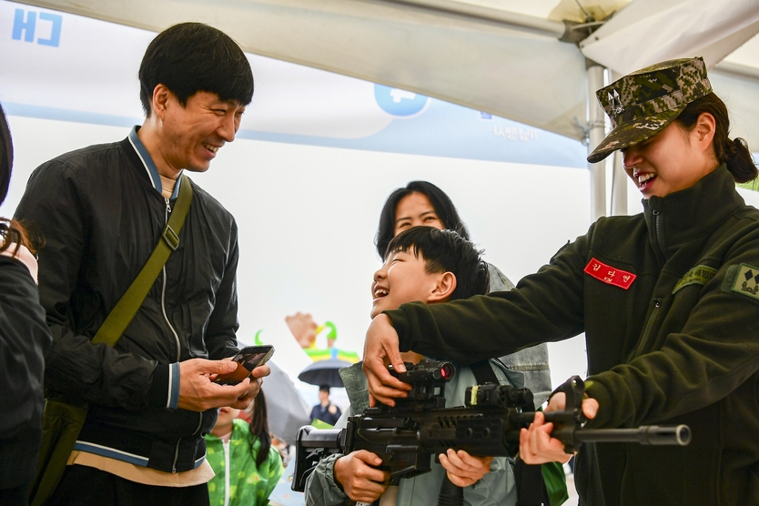 강화군, 고인돌 광장 달군 어린이날 기념행사 ⓒ 강화군 제공