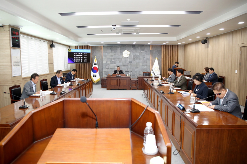 제14회 영광군의회 의원감담회ⓒ영광군의회 제공