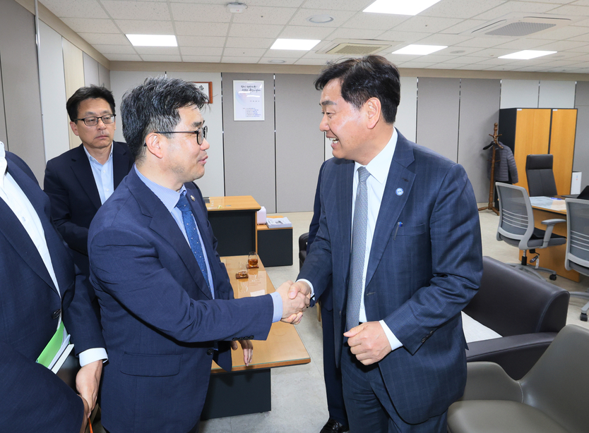 김관영도지사 2026년도 국가예산 확보활동ⓒ자치도 제공