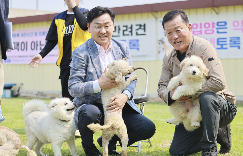 김관영지사_익산 동물보호센터 현장방문ⓒ자치도 제공