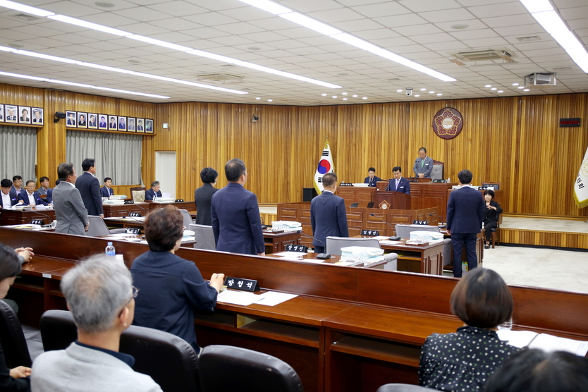 제288회 제1차 정례회 게최ⓒ영광군의회 제공