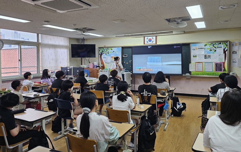 미추홀구보건소 ‘찾아가는 학령기 아동 구강보건사업’을 본격 운영하고 있다. ⓒ 미추홀구 제공