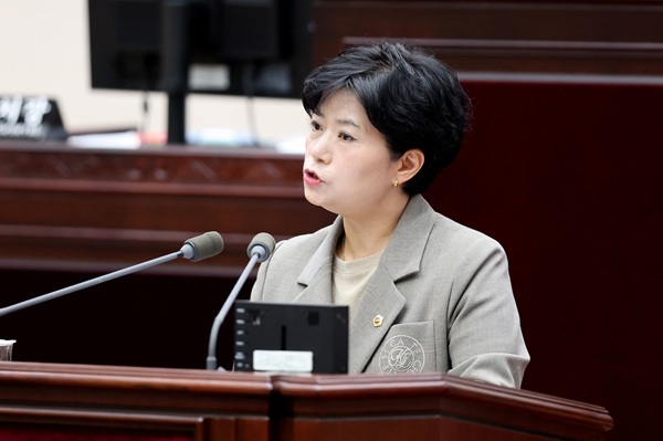 유승분 시의원이 5분 발언을 하고 있다. ⓒ 인천시의회 제공