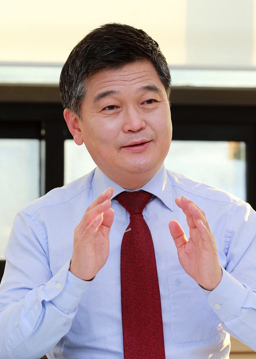 박종효 남동구청장이 민선8기 3주년을 맞아 인터뷰를 가지고 있다. ⓒ 우리일보 db