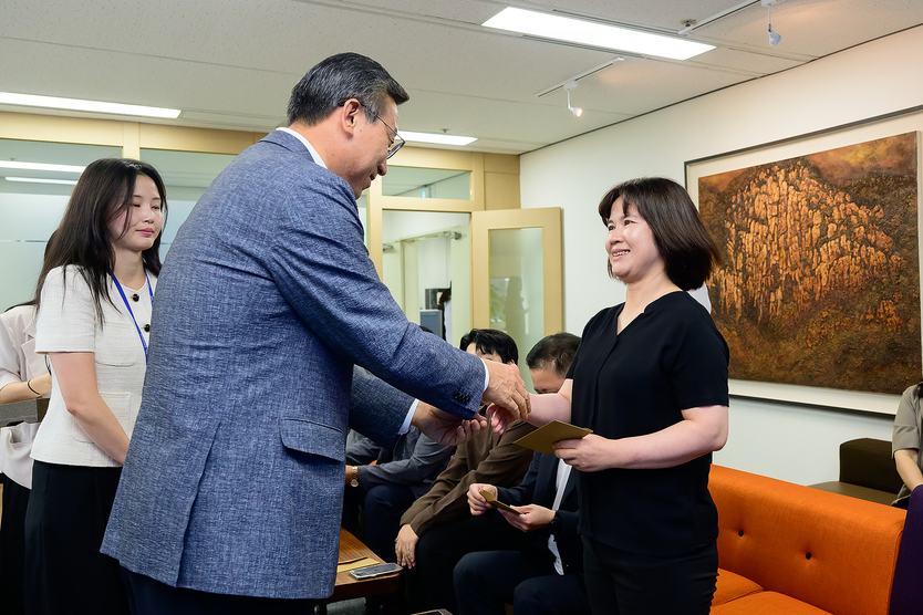상반기 신속집행 우수부서 포상수여식ⓒ서귀포시 제공