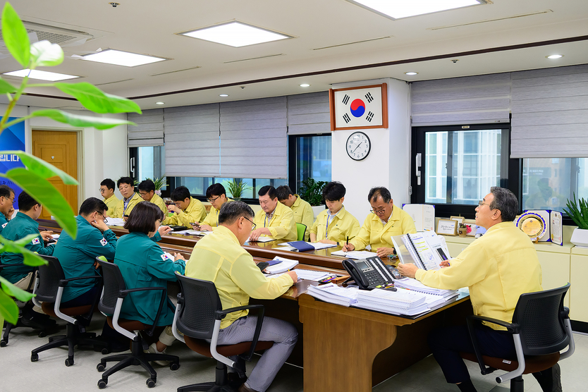 가뭄 폭염 대비 긴급 대책회의ⓒ서귀포시 제공