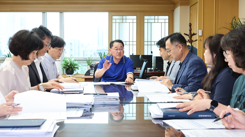 민생회복 소비쿠폰 준비상황 점검 전담 TF 회의ⓒ자치도 제공