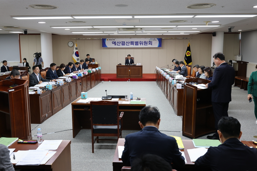 예산결산특별위원회 전라남도 2025년도 제2회 추경 원안가결ⓒ전라남도의회 제공