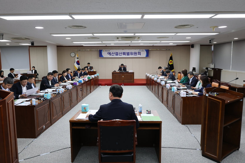 예산결산특별위원회 전라남도 2025년도 제2회 추경 원안가결ⓒ전라남도의회 제공