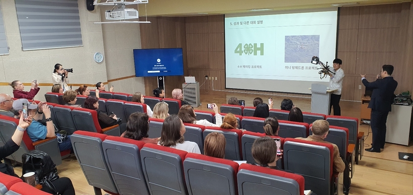 몰도바 교원 대상 디지털 교육 연수 및 정보화기기 지원ⓒ자치도교육청 제공