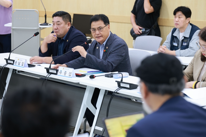 전남 이주인권 증언대회 참석한 주종섭의원이.ⓒ자치도의회 제공