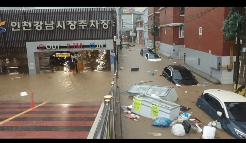 인천 서구 강남시장 주차장이 폭우로 침수 장면 ⓒ 시민 제보 