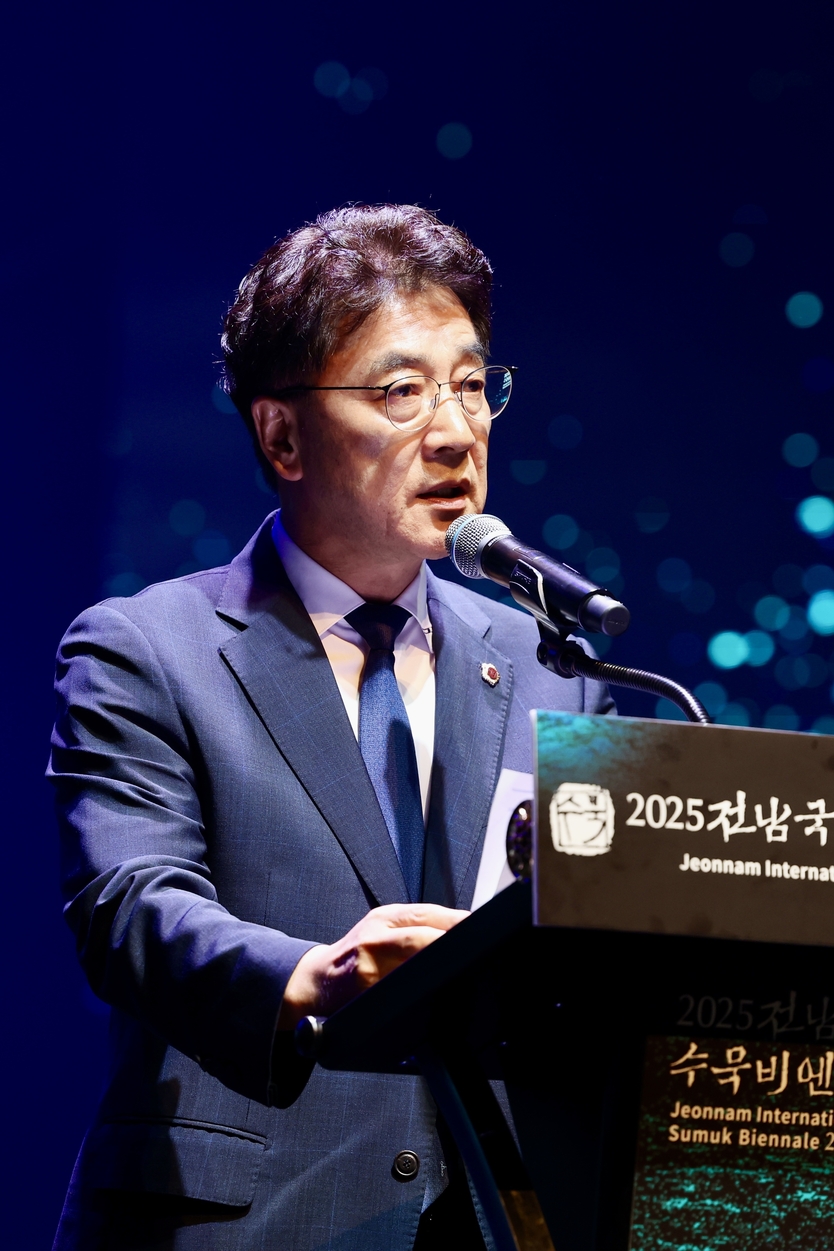 김태균 의장 2025 전남국제수묵비엔날레 개막식 참석ⓒ자치도의회 제공