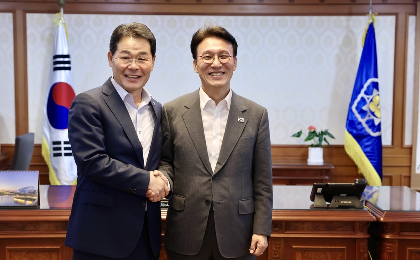 권익현 부안군수, 김민석 국무총리 면담 새만금 RE100 산단 지원 요청ⓒ부안군 제공