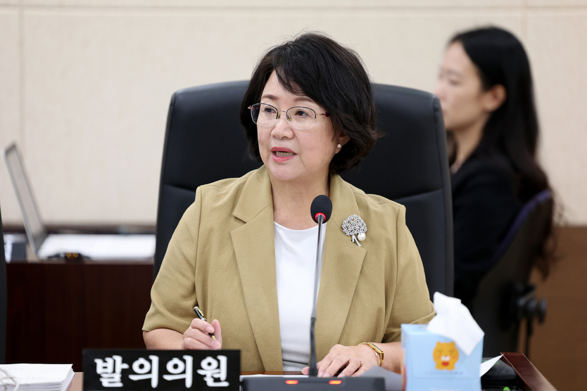 인천시의회 박판순 의원이 제303회 정례회에서 시립문화예술시설 설치에 관해 발언을 하고 있다. ⓒ 인천시의회 제공