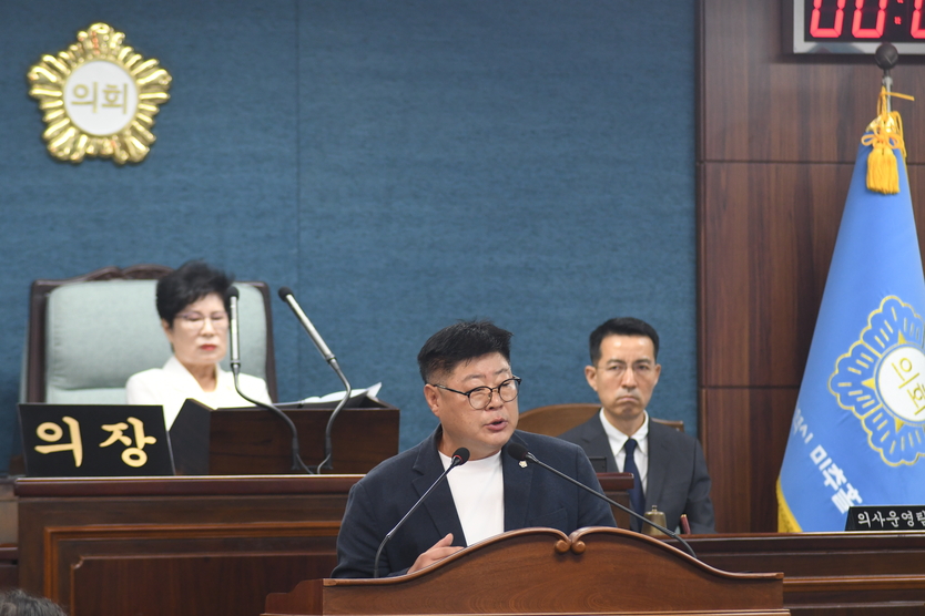 '제290회 미추홀구의회 임시회' 제1차 본회의 5분 자유발언을 하고있다. ⓒ 미추홀구의회 제공