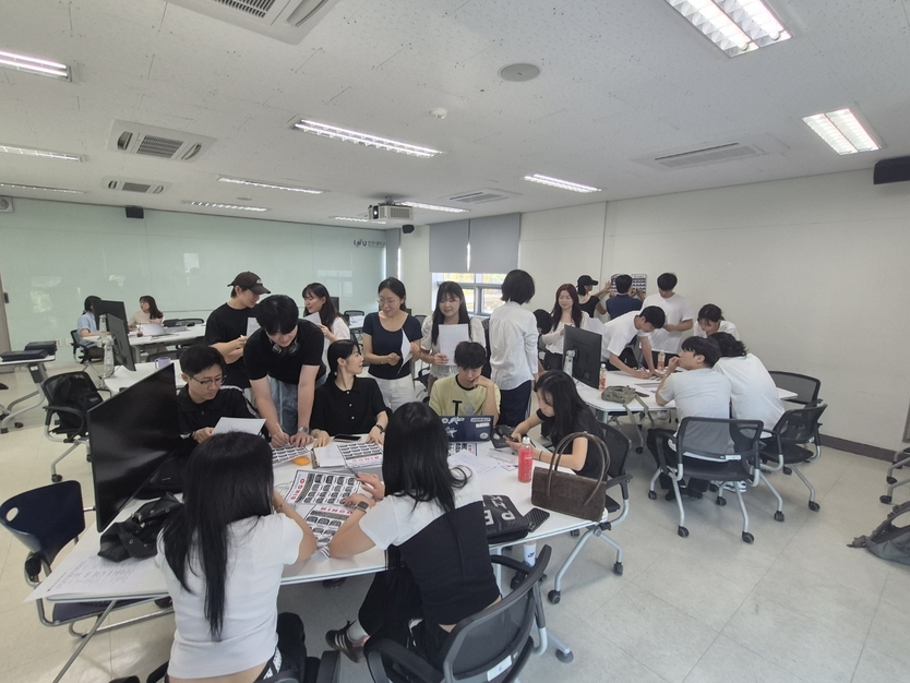 인천대 GTEP 19기가 인천대 29호관에서 하반기 오리엔테이션(OT)을 성황리에 개최하고 있다. ⓒ 인천대 제공