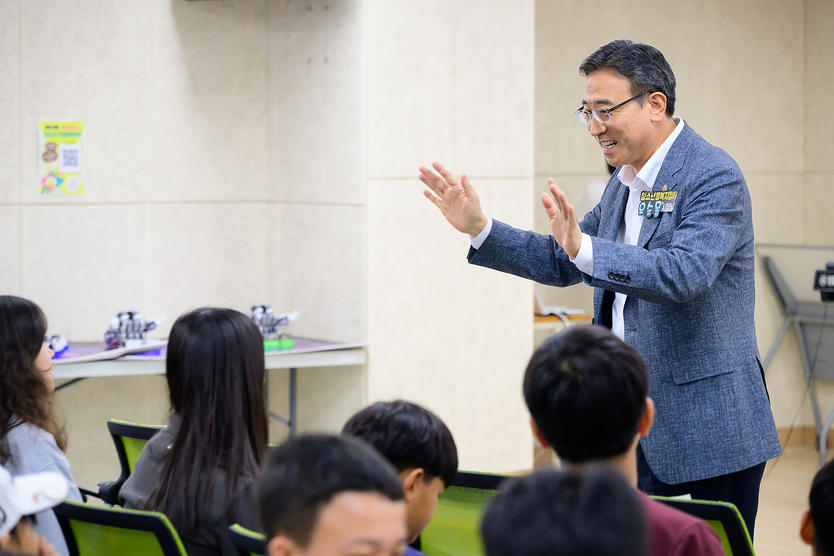 서귀포시 청소년어울림마당 '슬기로운 청소년 여가생활'개최식에 참석한 오순문 시장
