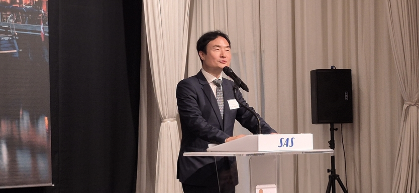 15일 서울에서 열린 ‘스칸디나비아항공 신규 취항 기념 오찬 행사’에서 인천국제공항공사 이상용 신사업본부장이 축하 메시지를 전하고 있다. ⓒ 인천국제공항공사 제공