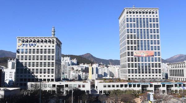 부산시청 전경