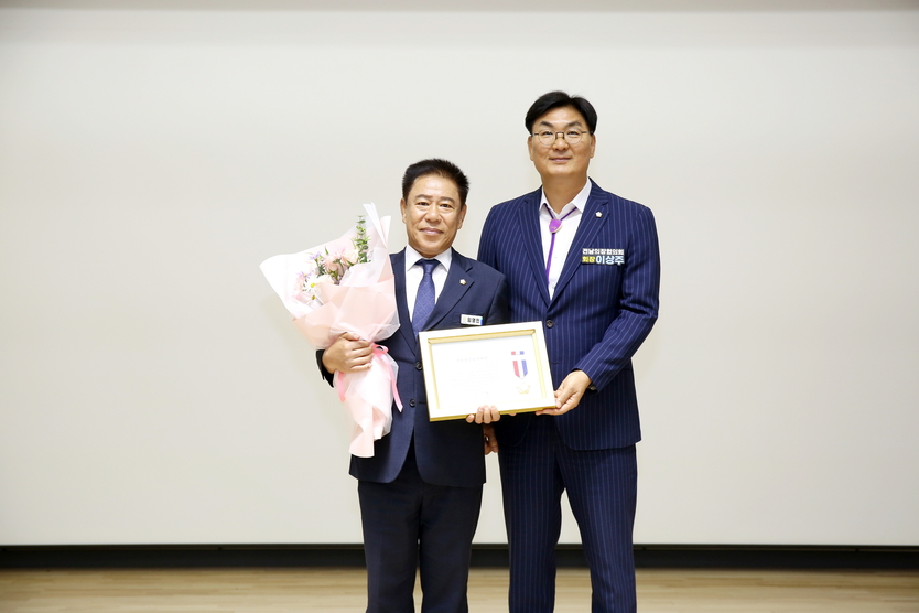 임영민 영광군의회 산업건설위원장, 지방의정봉사대상 수상ⓒ영광군의회 제공