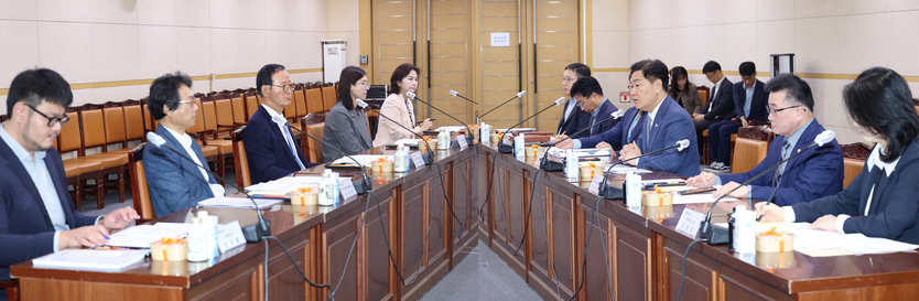 ‘AI산업 대전환 본격 시동’ 전북 인공지능산업 육성위원회 출범 ⓒ 자치도 제공