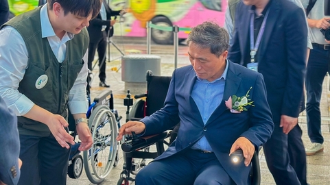 인천공항공사, 교통약자 이동권 증진 위한 ‘전동화 휠체어 대여소’ 개소