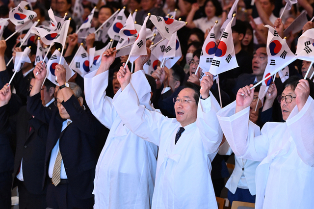 【포토】 제80주년 광복절 경축행사 열려