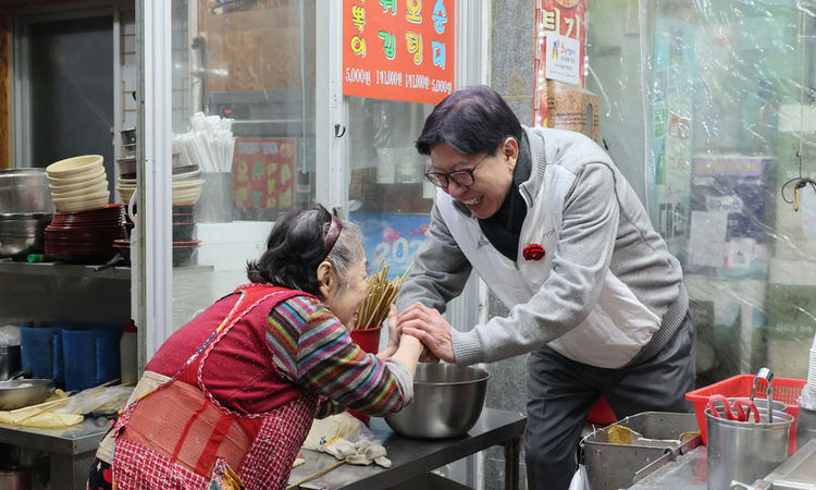 "박형준의 매직, 부산을 바꿨다"… 시민이 뽑은 2025년 '시정 베스트'의 비밀