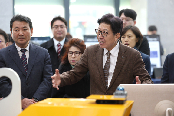 박형준 시장, 수도권 출향인사와 글로벌 허브도시 비전 공유