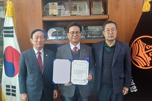 공인연, 인천 보수 교육감 단일후보로 이대형 확정… "12년 독주 종지부"