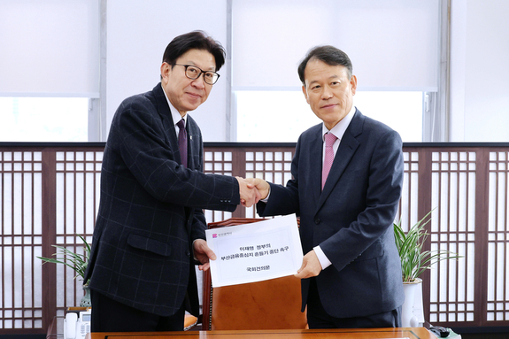 박형준 시장, 국회 방문… “부산 금융중심지 흔들기 중단하라”