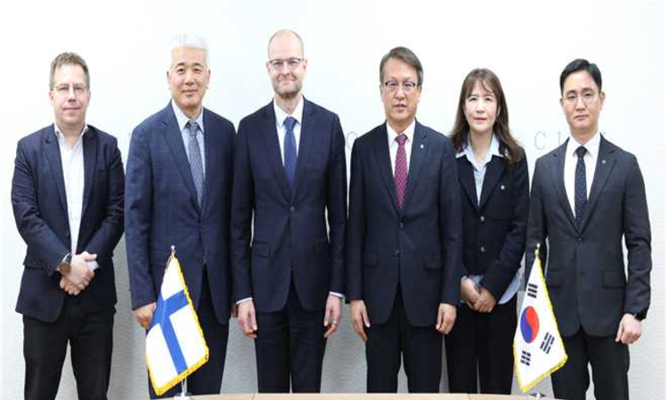 북극항로 활성화 선제 대응 나선다, 핀란드 대사와 맞손