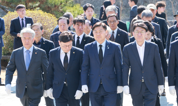 제107주년 3.1절 기념행사-전북독립운동추념탑 참배