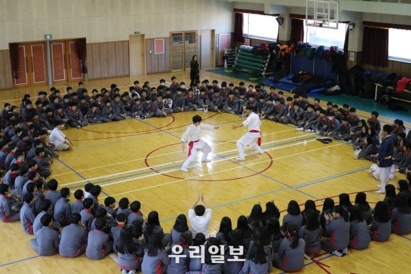 청소년 인성함양 프로그램 '인성행 택견열차' (사진제공=국무예교육연구소)