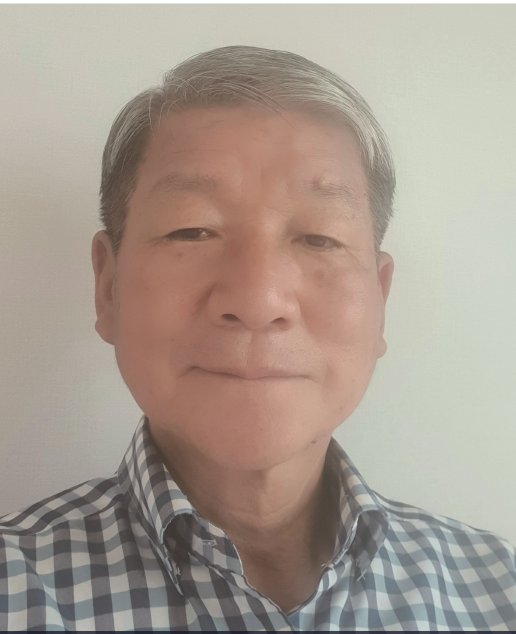 구자권 수필가