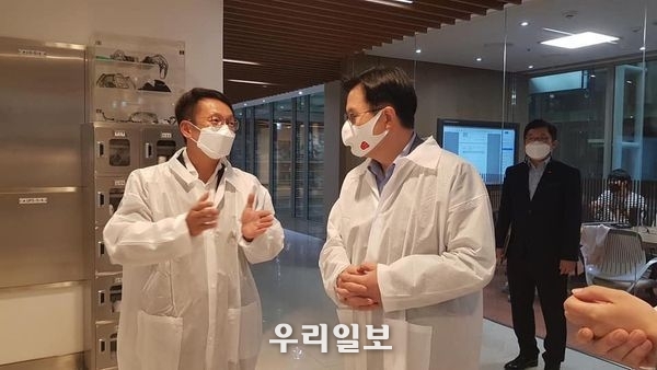 황교안 국민의힘 대권후보, '백신주권'을 획득하기 위해 SK바이오사이언스에 방문 ⓒ 황교안 캠프 제공