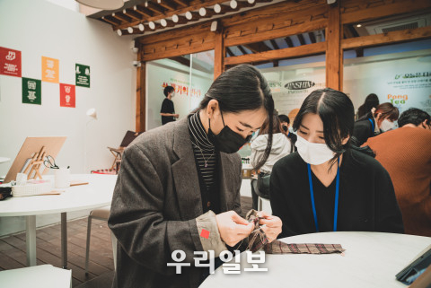 쓰레기의 반란 전시장 내부 