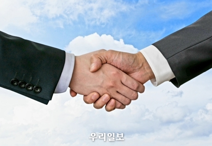 '로펌 진현'의 고객과 약속 나눔과 봉사정신 실천 이미지