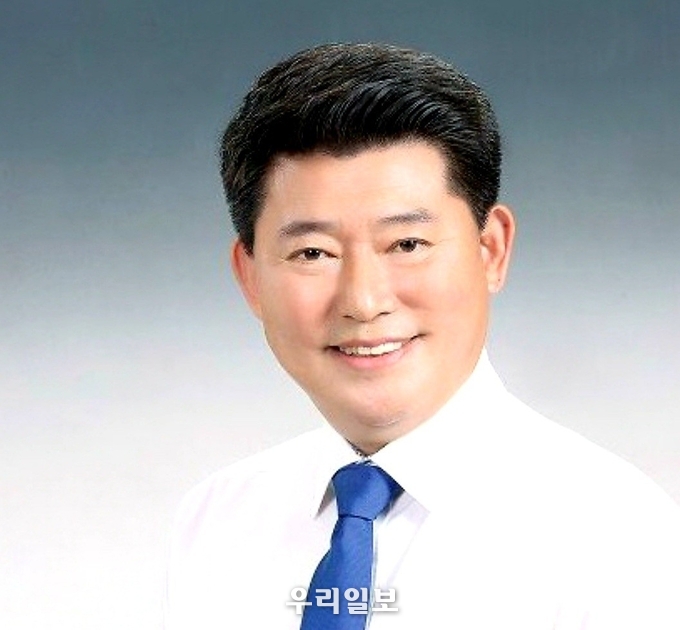 김순태 (사)한국소상공인협동조합연맹 회장, 2021제4회 대한민국을 빛낸 13인 대상 '중소벤처공헌 대상' 수상자로 선정 