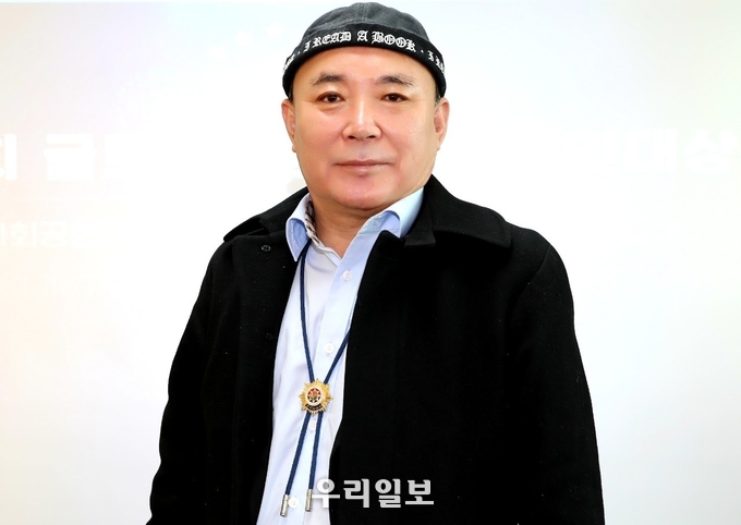 장애인문화신문 김재덕 발행인 겸 대한민국을 빛낸 13인 대상 조직위원회 준비위원장